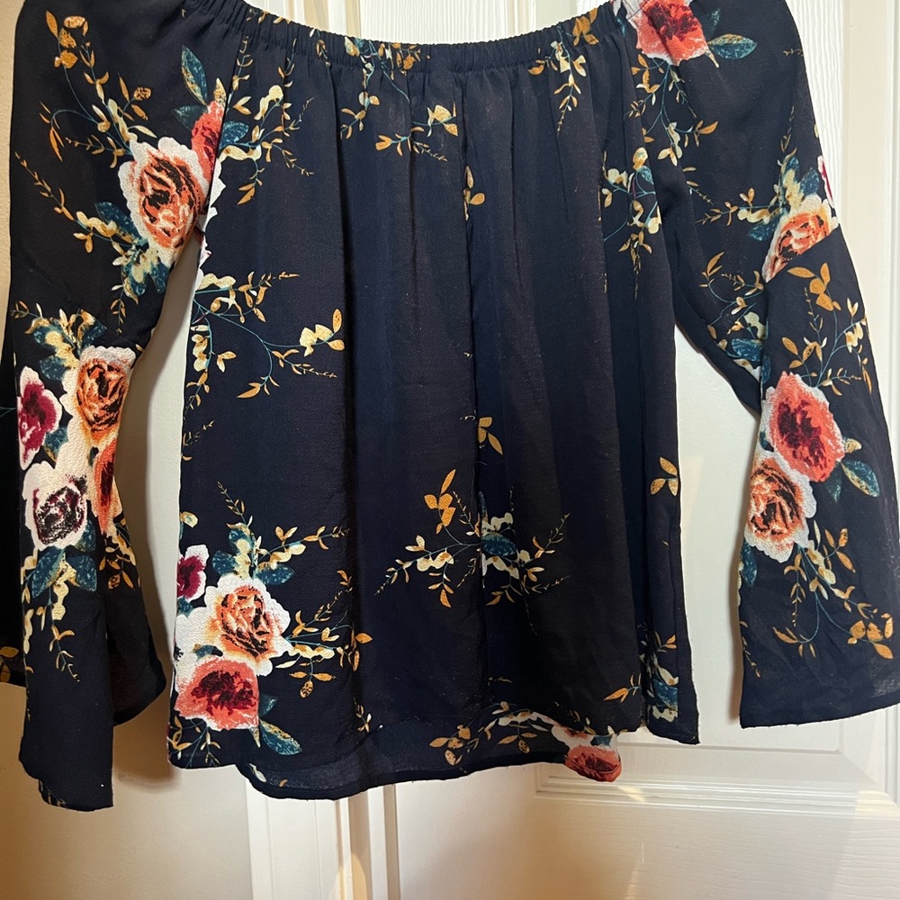 Boho top - Picture 2 of 2